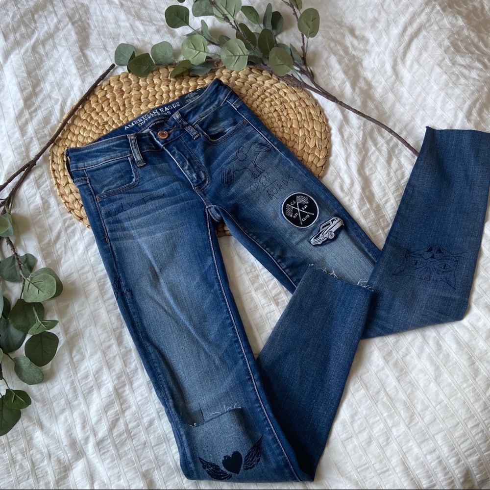 AEO | Graffiti Patch Jeggings P384